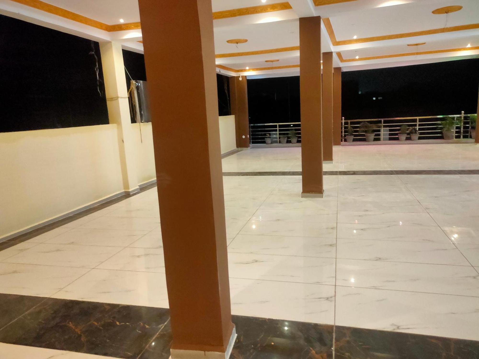 Hotel Shri Ram Palace Rewa Buitenkant foto
