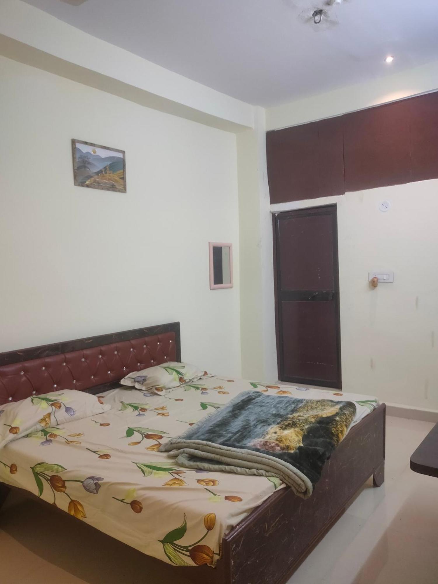 Hotel Shri Ram Palace Rewa Buitenkant foto